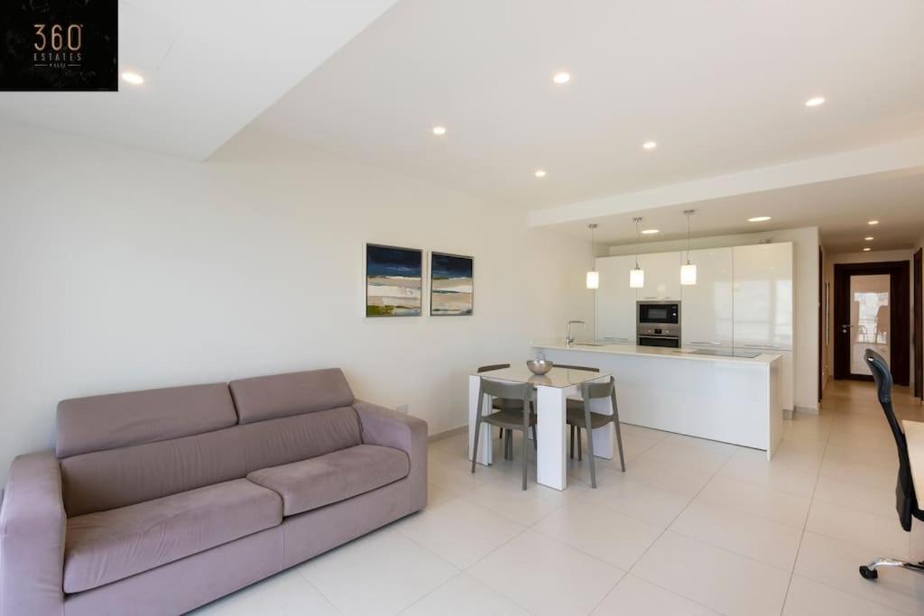 Modern 2Br Apt In The Quaint Village Of Marsaskala & Ac By 360 Estates מראה חיצוני תמונה